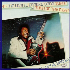 把校花🌸吊起来揉搓双乳兔女郎
