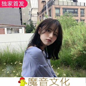 把校花🌸吊起来揉搓双乳兔女郎
